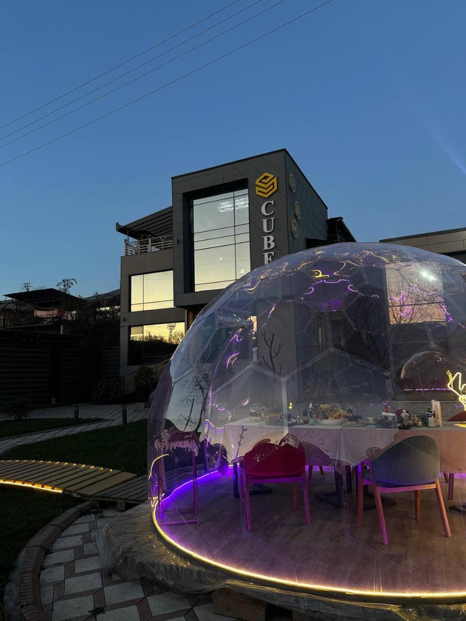 Hotel Cube House Osch Exterior foto