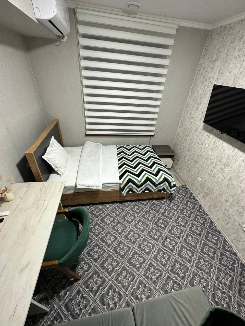 Hotel Cube House Osch Exterior foto