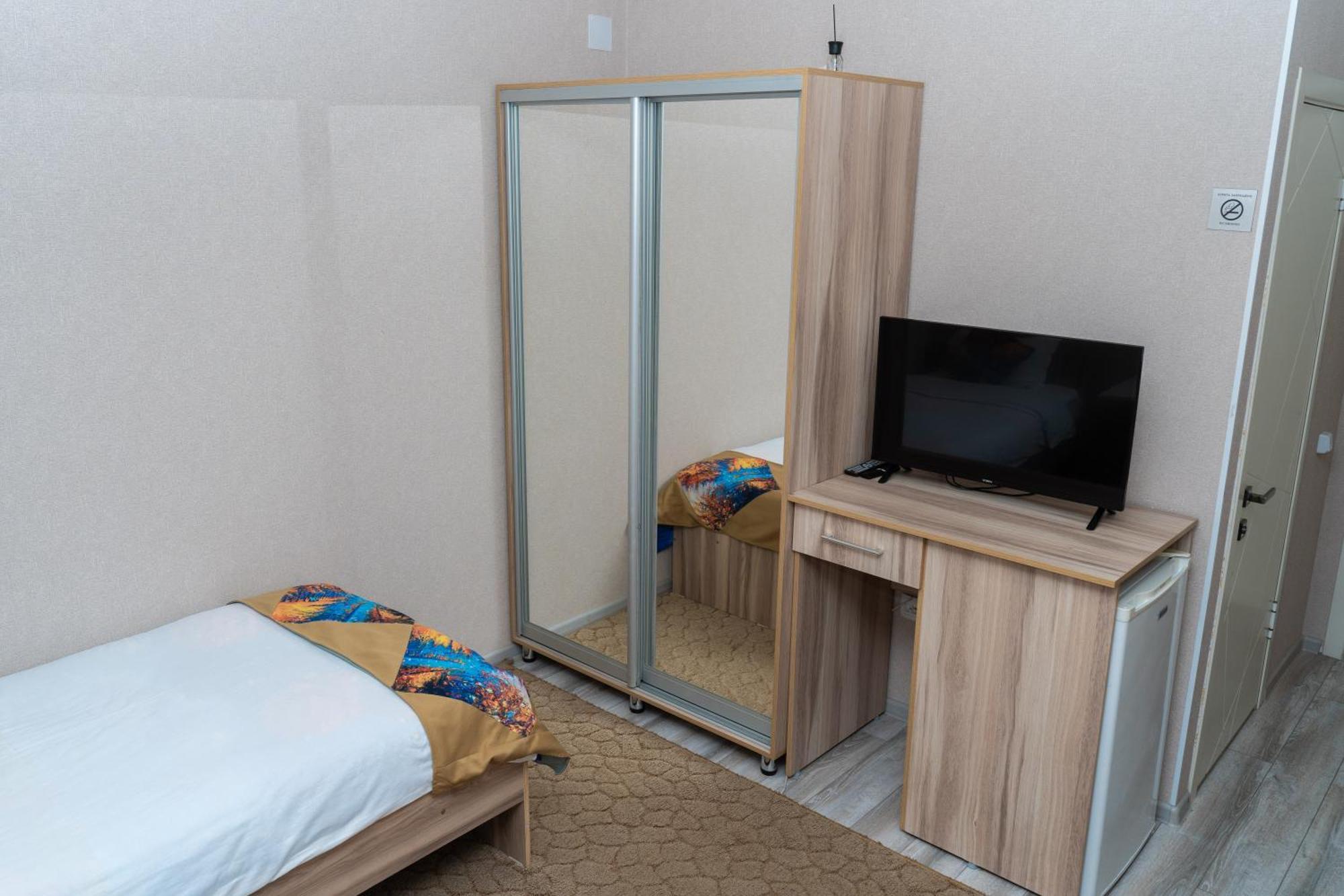 Hotel Cube House Osch Exterior foto